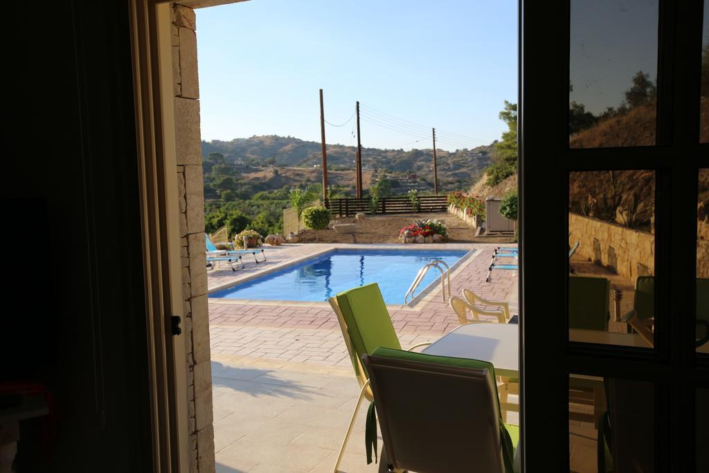 Villa Melyia Kato Pyrgos Rom bilde