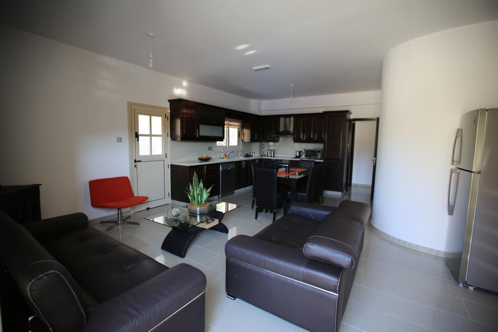Villa Melyia Kato Pyrgos Rom bilde
